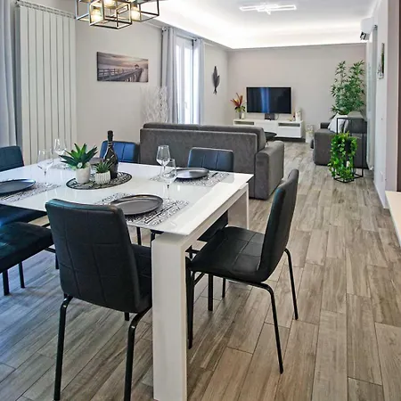 Apartment Luxury Casa Anna